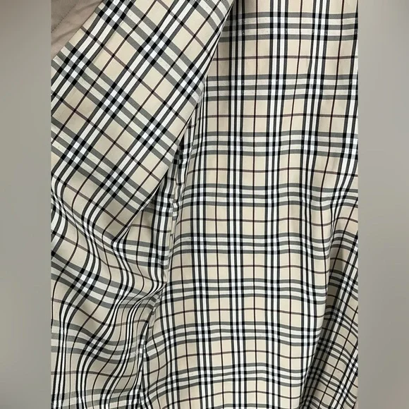 Burberry Tan Trench Coat - Picture 3 of 6
